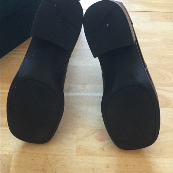 Clark’s Booties - Picture 4 of 5